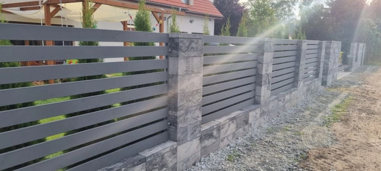 Ogrodzenie betonowe gładkie modułowe PLAIN.jpg